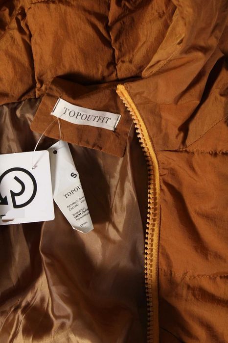 Дамско зимно яке цвят карамел НОВО!