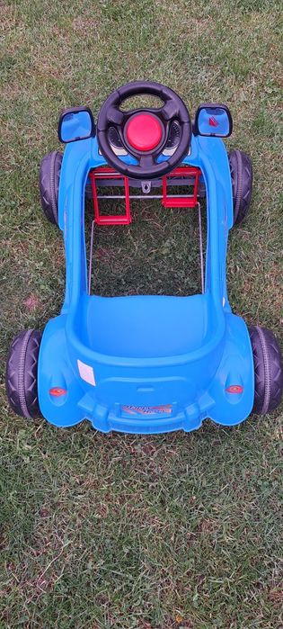 Детска количка с педали и моторче