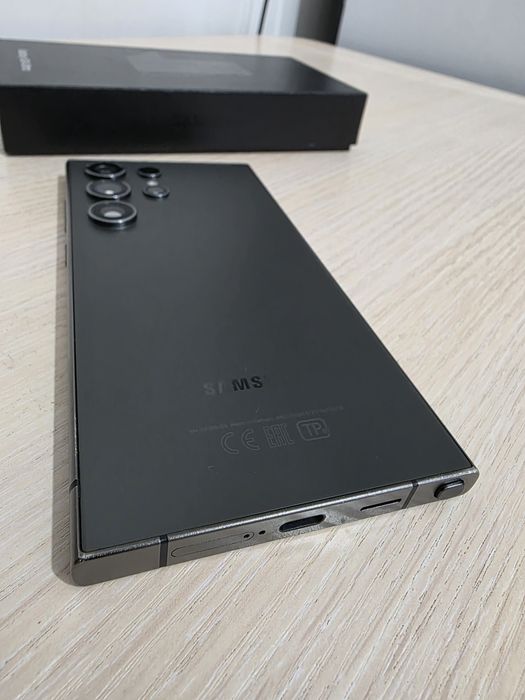 Продам или обмен Samsung s24 ultra EAC