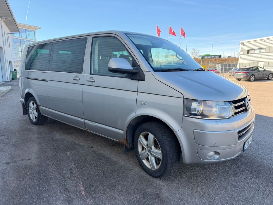 Volkswagen Multivan 2.0TDI Automat 2012