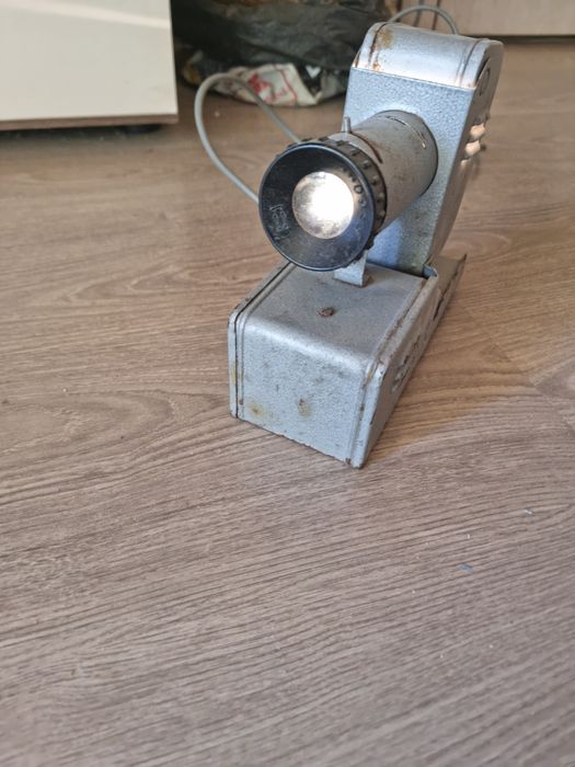 Прожектор от соца 20 евро.