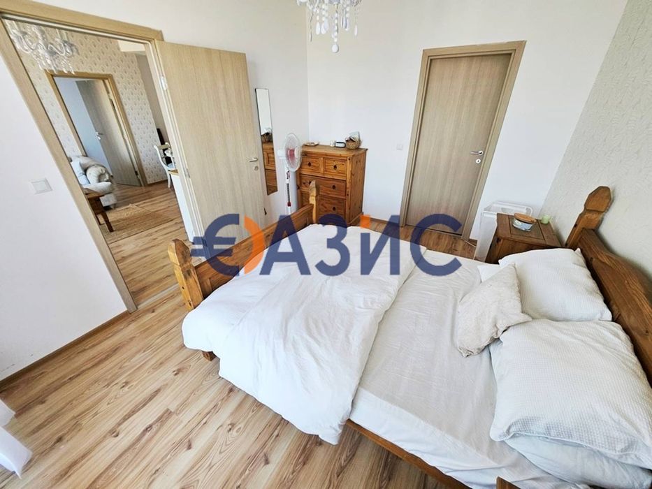 Продава се Тристаен апартамент в к.к. Слънчев бряг - 74 кв.м за 482 €/кв.м - Снимка #6