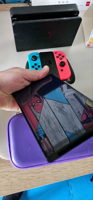 конзола NINTENDO като нова !