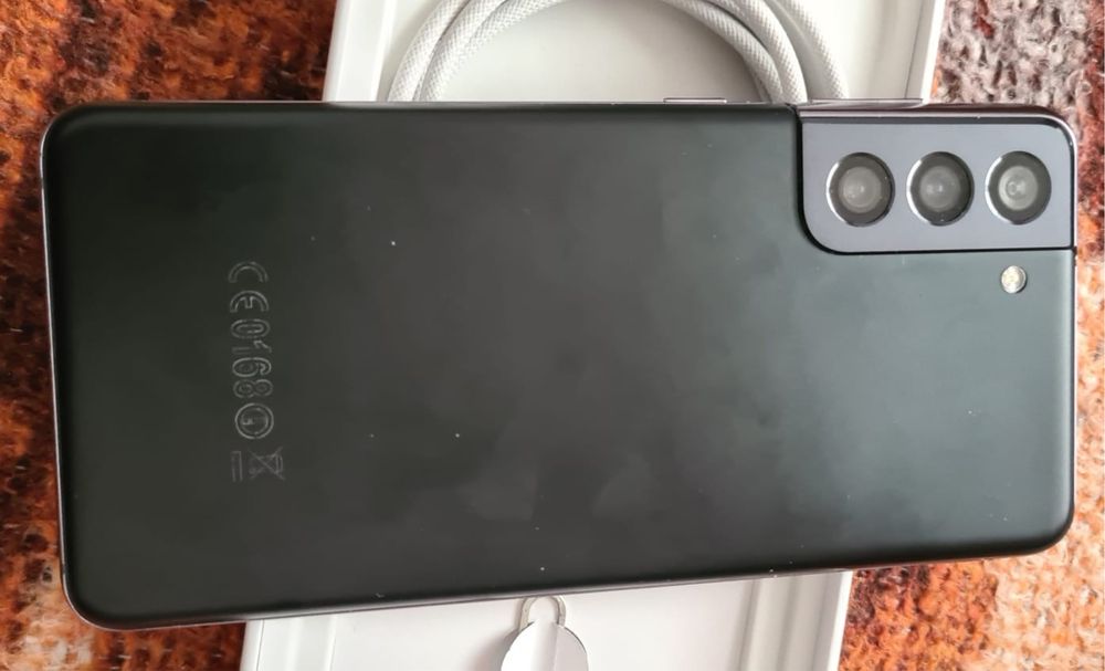 samsung s21 stare perfecta vine cu cutie si accesori