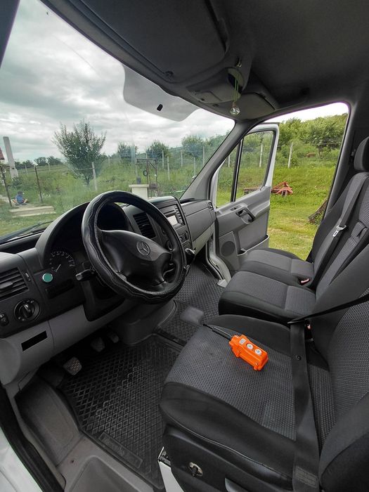 Vând Mercedes sprinter 513CDI