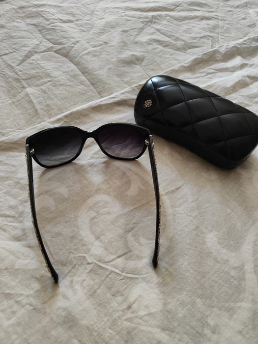 Солнцезащитные очки CHANEL