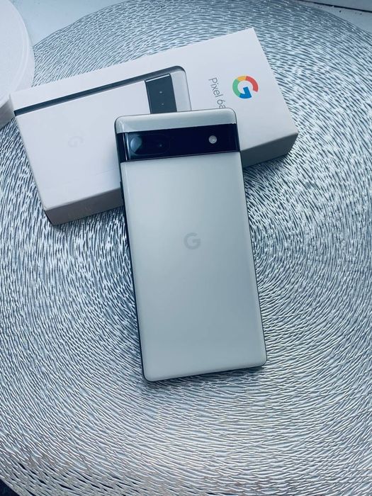Продается Pixel 6a в хорошем состоянии.