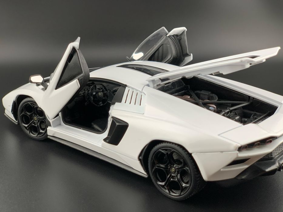 Lamborghini Countach LPI800-4, welly, 1/24
