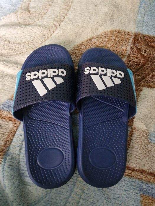 Резиновые шлепки