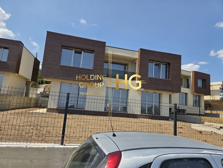 Къща в Варна-м-т Акчелар площ 162  кв.м