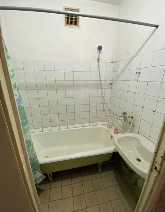 Продаётся на Хумаюне 1ком