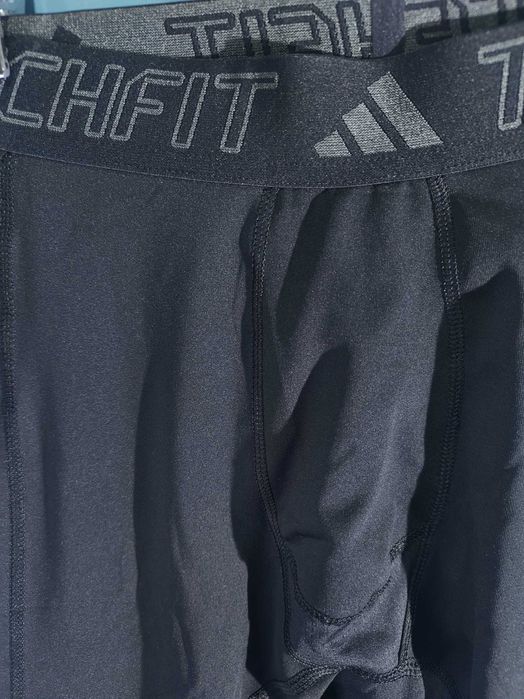 ADIDAS TechFit Клин/Мъжки  S