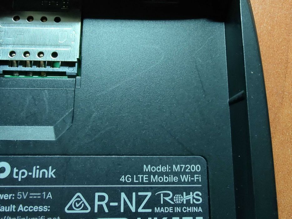 Modem Router Wireless TP-LINK M7200 cartela SIM 4G LTE 150Mbps mobil