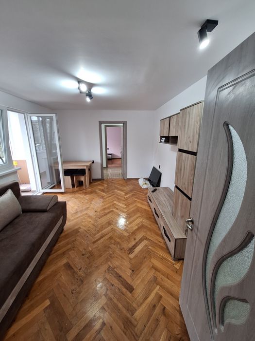 Apartament 2 camere, zona linistita ,in apropiere de Mall