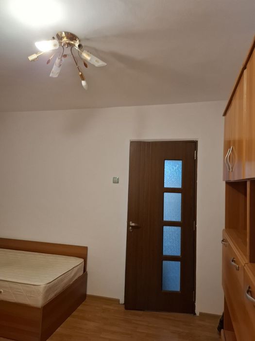 Apartament 3 camere de închiriat zona Precista /  Carrefour / Mall