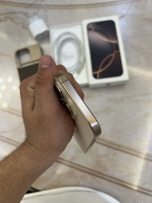 Iphone 16 pro 256Gb sotiladi srochna