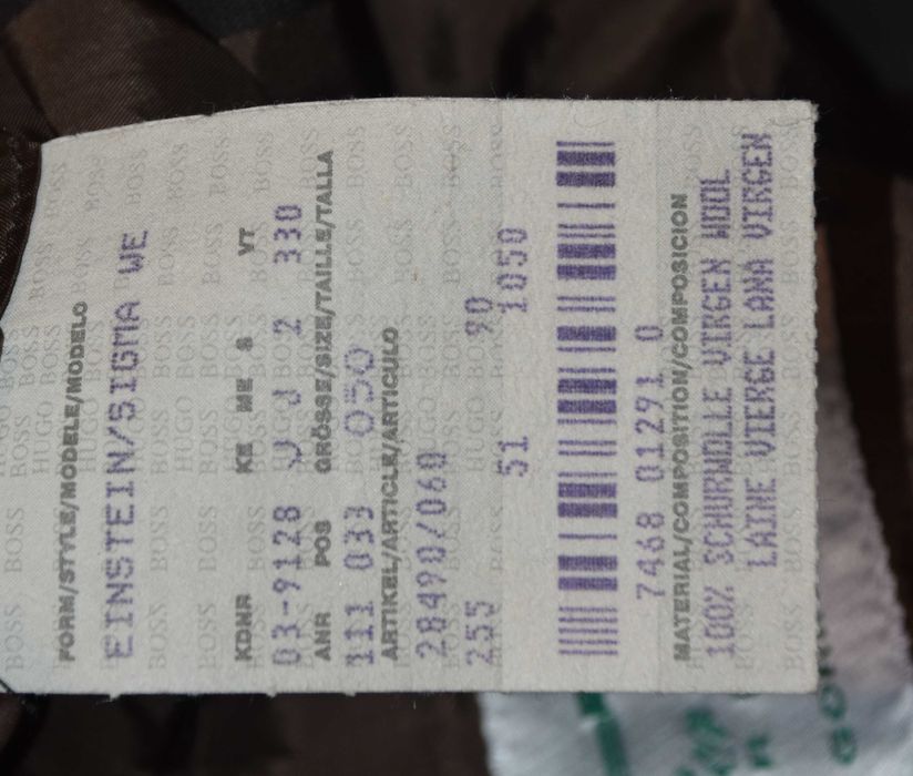 Costum Hugo Boss   Lana barbati Nr 50 cadou