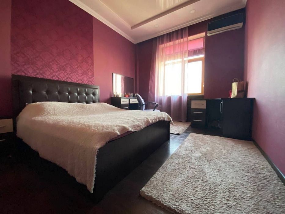 Центр Ц6 Габус 4 комнатная 8 этаж, 213м2. Ориентир кинотеатр Казахстан