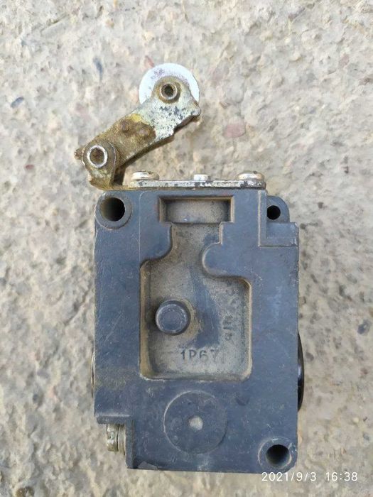 Выключатель путевой ВПК-2112-У2