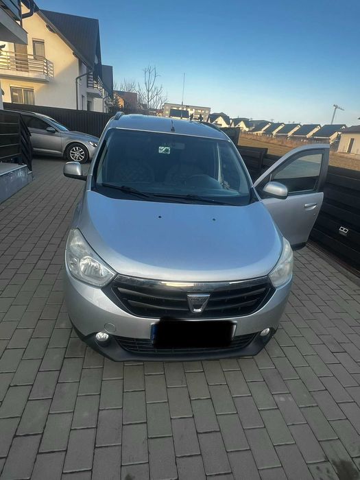 Dacia Lodgy 2013