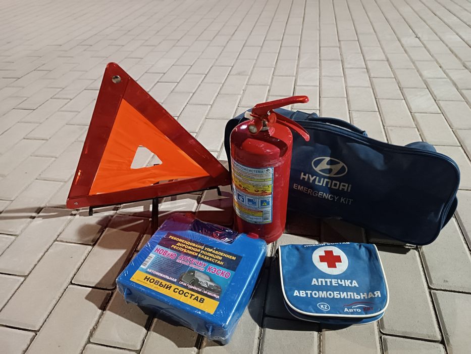 Для HYUNDAI аптечка