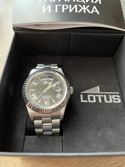 Часовник Lotus Freedom