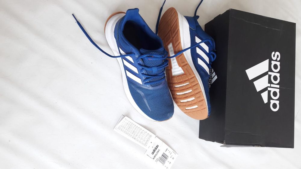 Încălțăminte Adidas