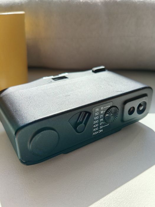 Camere film Minox 35 EL și Kodak Retinette f
