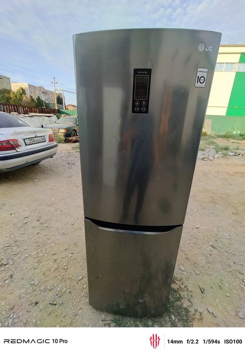 Продается Холодильник LG