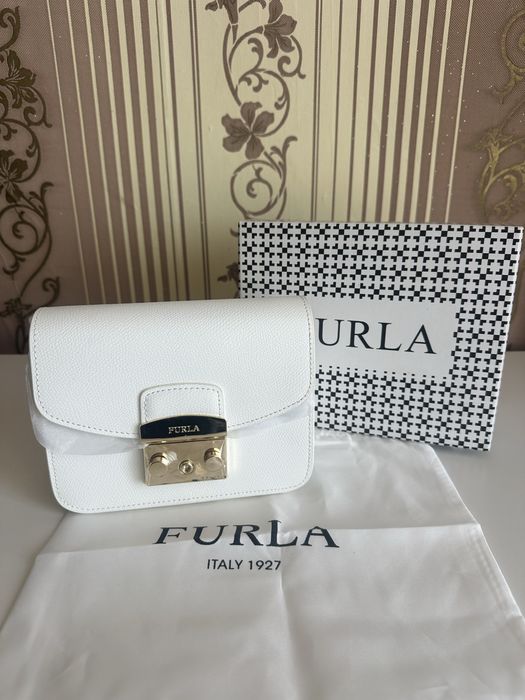 Чисто нови чанти Furla Metropolis