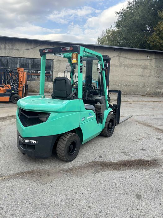 Продам вилочный погрузчик (кара)