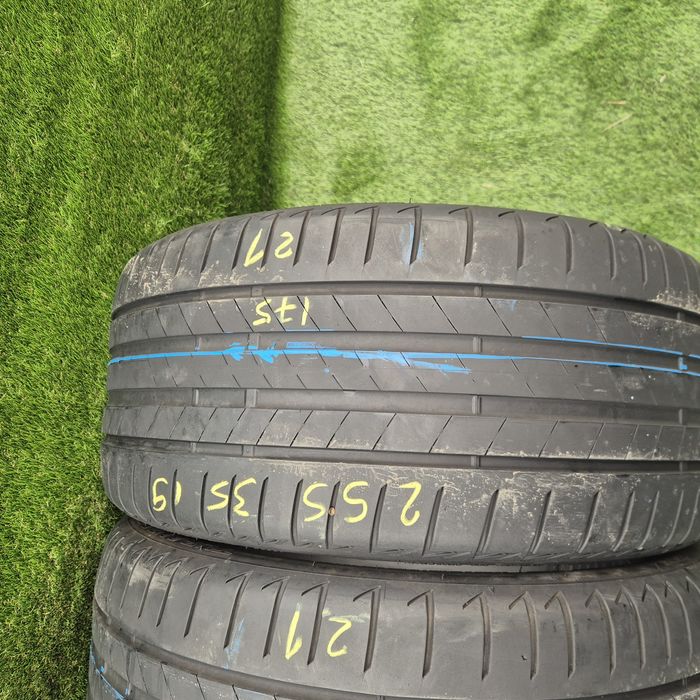 255 35 19 Bridgestone rft