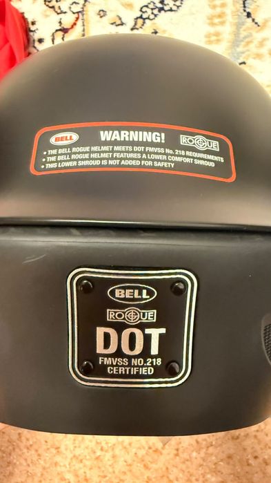 Продается  Bell Rogue Helmet (мотошлем)