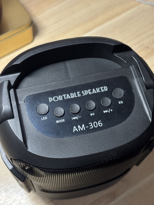 Музыкальная колонка