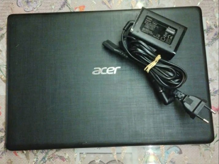 Notebook Acer Swift SF114-31series eMMC 64Gb stocare 4Gb rami