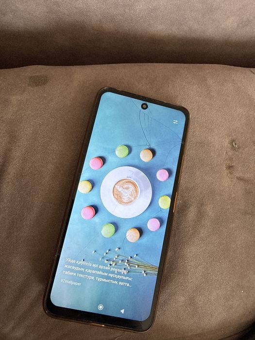 Продам redmi12 коропка есть