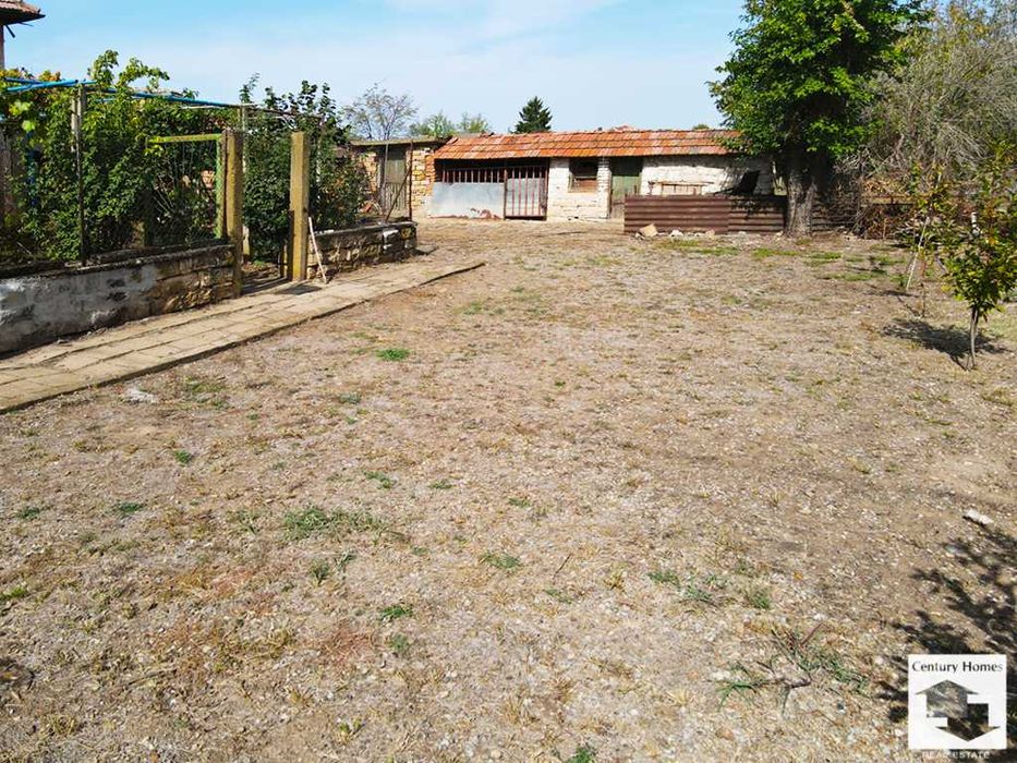 Продава се Къща в с. Куцина, Област Велико Търново - 110 кв.м за 302 €/кв.м - Снимка #19