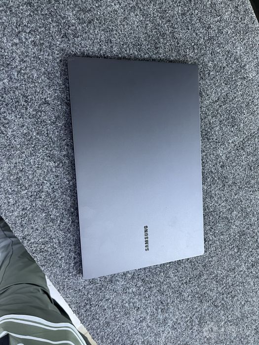 Ultrabook 13 inch Galaxybook i5-1240P  noutbuki zo’r holatda