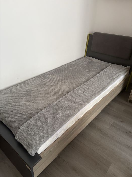 Единично легло 90/200