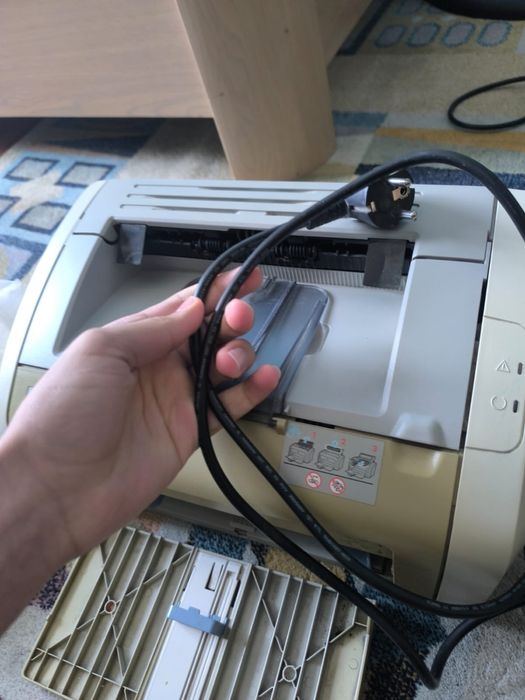 Принтер черно белый hp 1020