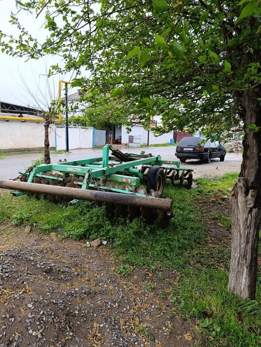 Плуг 2 корпусный и Диска навесной