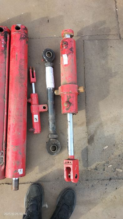 Гидроцилиндры ..