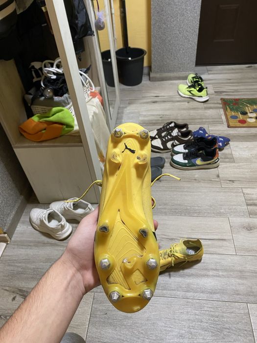Ghete de fotbal Puma MxSG