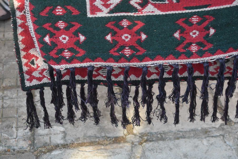 нов голям килим  килим