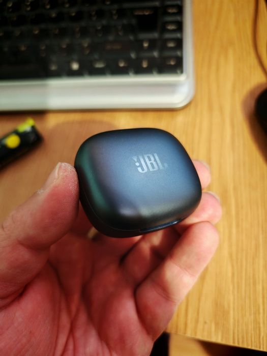 Vand casti JBL  Live PRO 2