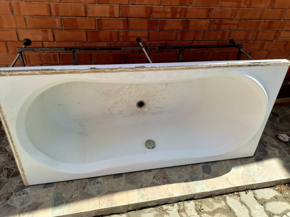 Продам ванну б/у