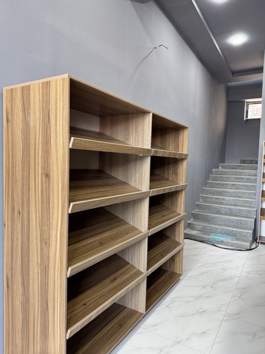 Buyurtma asosida | Do’kon uchun Mebel Vitrina, Stelaj va Polkalar