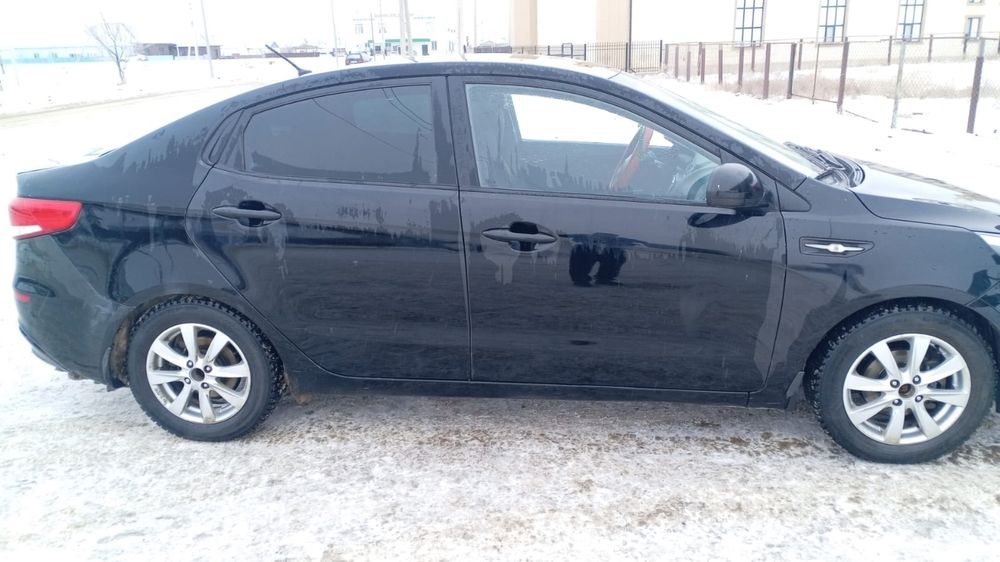 Kia rio. 2015  срочно продам
