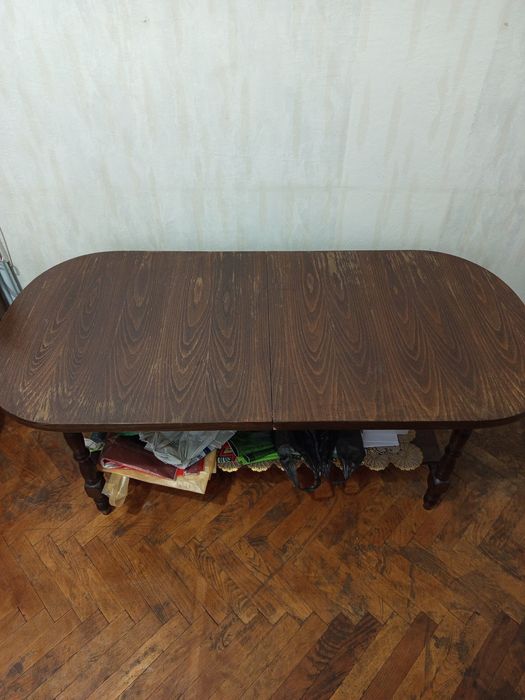 Холна  маса разтегателна