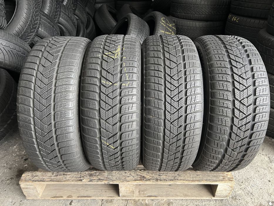 4 anvelope de iarna 225/45/18 Pirelli 6-7 mm!